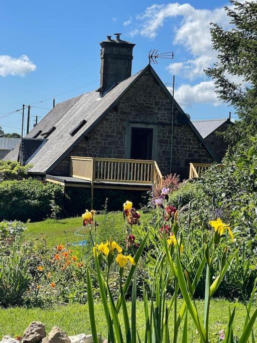 Le Petit Fleur - The Little Flower, Cosy Cottage Saint-Michel-de-Montjoie Екстер'єр фото